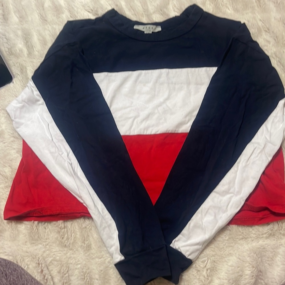 Very cute long sleeve shirt